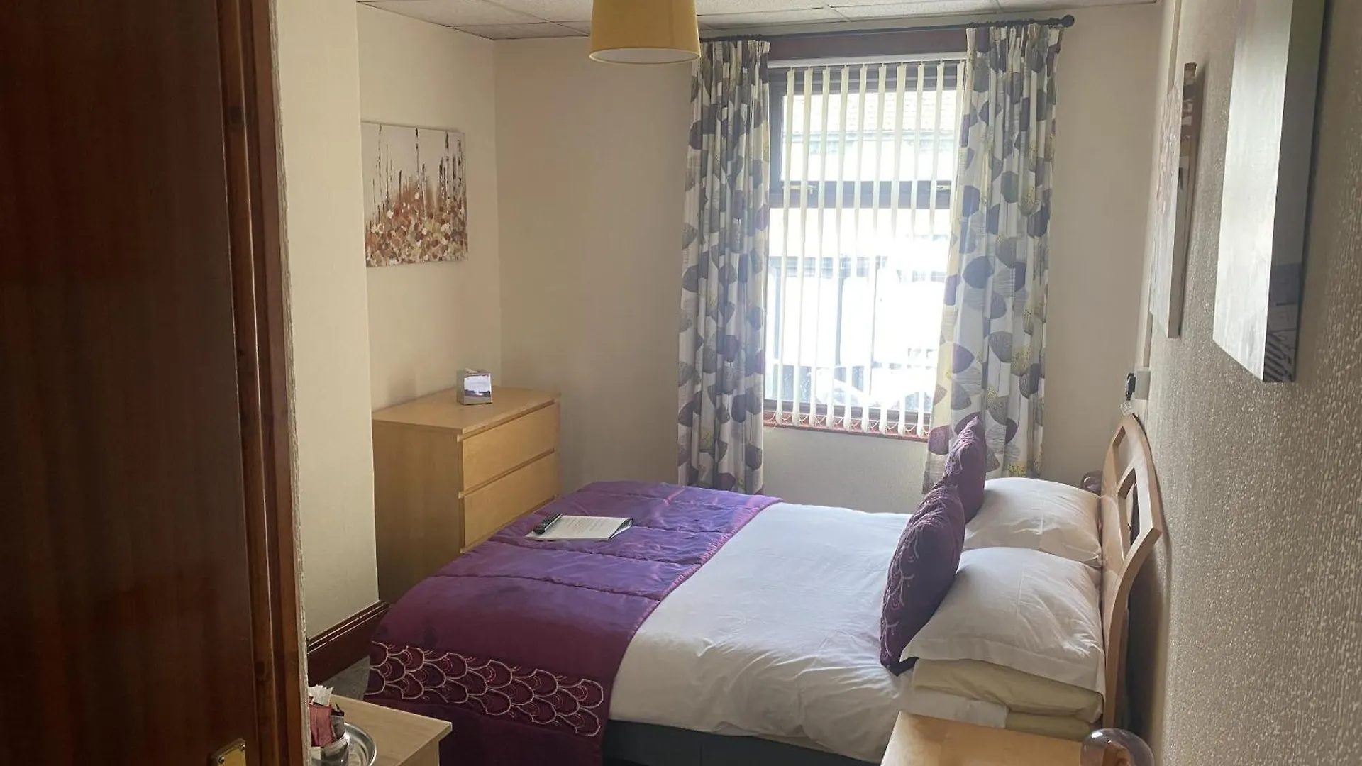 Evanescent Bar And Rooms 블랙풀 B&B